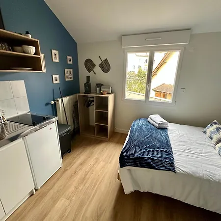 Les Lilas - Gare - Centre - 2 Personnes Apartman
